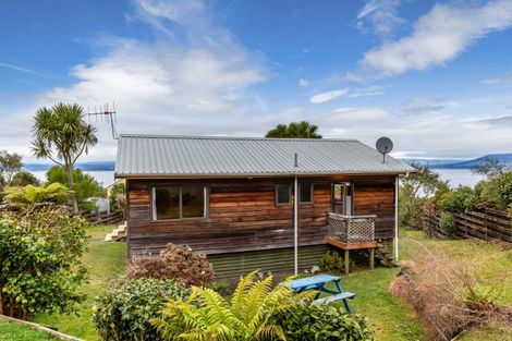 Photo of property in 19 Turangitukua Terrace, Kuratau, Turangi, 3381
