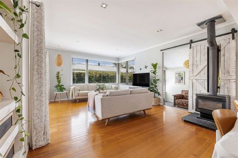 Photo of property in 12 Trigg Road, Huapai, Kumeu, 0810