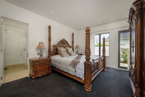 Photo of property in 235 Bleakhouse Road, Mellons Bay, Auckland, 2014