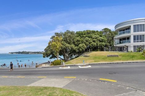 Photo of property in 1/7 The Promenade, Takapuna, Auckland, 0622