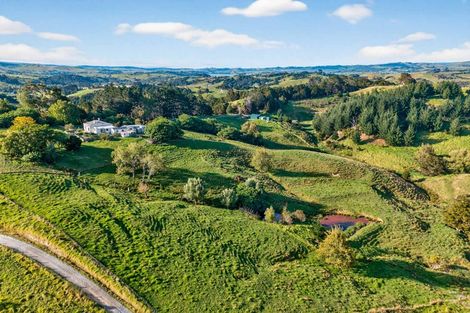 Photo of property in 311 Franklin Road, Paparoa, 0571