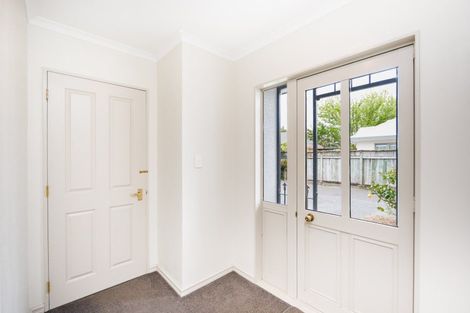 Photo of property in 46c Pahiatua Street, Hokowhitu, Palmerston North, 4410