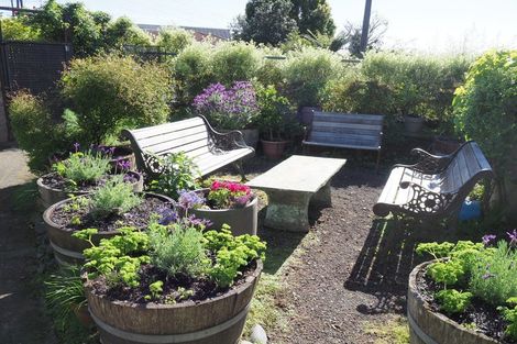 Photo of property in Salisbury Court, 1/139 Connell Street, Blockhouse Bay, Auckland, 0600