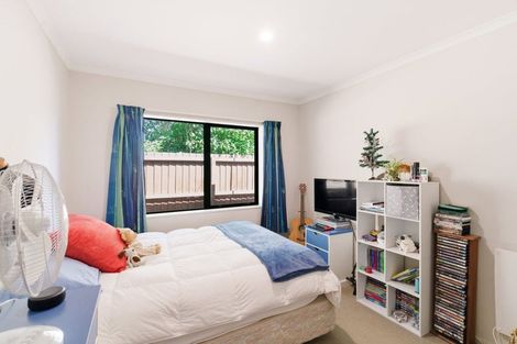 Photo of property in 15 Blowers Place, Halswell, Christchurch, 8025