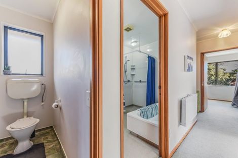 Photo of property in 2 Harcourt Place, Wakefield, 7025