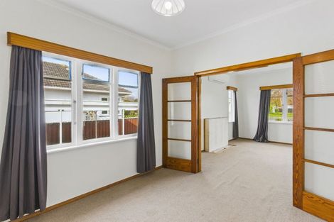 Photo of property in 18 Hannan Street, Levin, 5510