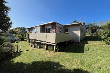 Photo of property in 6 Nea Place, Hillcrest, Auckland, 0627