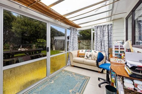Photo of property in 6 Dillon Drive, Bell Block, New Plymouth, 4312