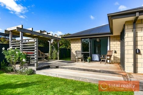 Photo of property in 21 Old Red Barn Road, Halswell, Christchurch, 8025