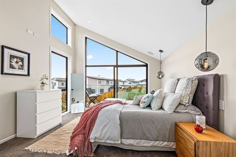 Photo of property in 39 Craigs Way, Hobsonville, Auckland, 0616