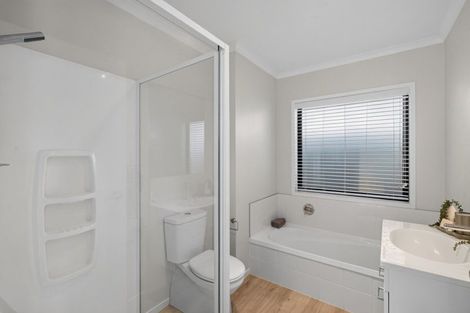 Photo of property in 21 Marion Crescent, Papamoa Beach, Papamoa, 3118