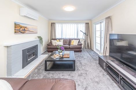 Photo of property in 5 Raupo Street, Castlecliff, Whanganui, 4501