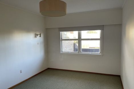 Photo of property in 40-40a Hamblyn Street, Strandon, New Plymouth, 4312