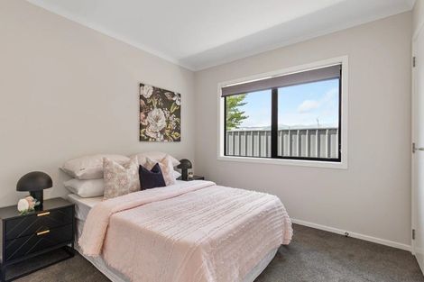 Photo of property in 39 Strathmore Avenue, Levin, 5510