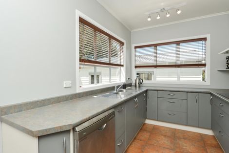 Photo of property in 26 Studholme Street, Morrinsville, 3300