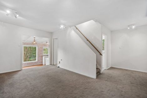 Photo of property in 37 Makiri Street, Helensville, 0800