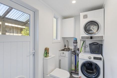 Photo of property in 47 Gaine Street, New Plymouth, 4310