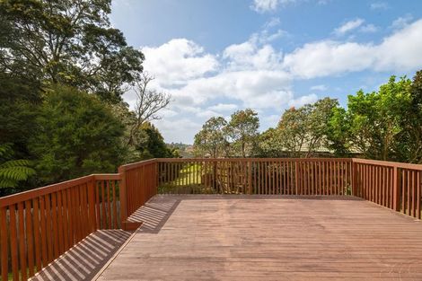 Photo of property in 8 Greenleaf Way, Northcross, Auckland, 0630