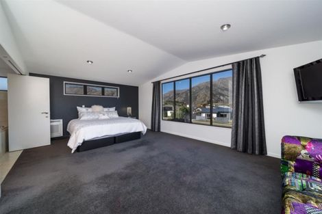 Photo of property in 3 Erskine Street, Lake Hayes, Queenstown, 9304