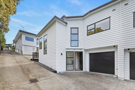 Photo of property in 10b Marama Street, Castor Bay, Auckland, 0620