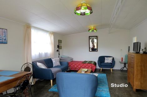 Photo of property in 30 Driving Creek Road, Coromandel, 3506