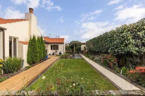 Photo of property in 11 Park Lane, Greenmeadows, Napier, 4112