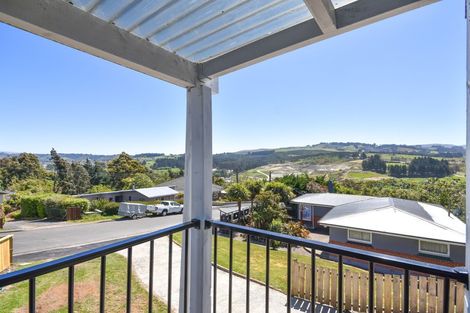 Photo of property in 16 Owen Street, Green Island, Dunedin, 9018