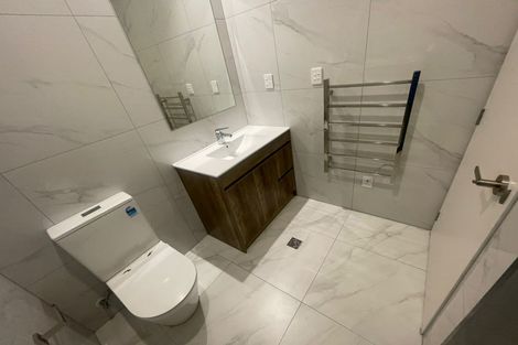 Photo of property in 18a Crestview Rise, Papakura, 2110