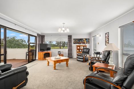 Photo of property in 8a Ascot Place, Mount Maunganui, 3116