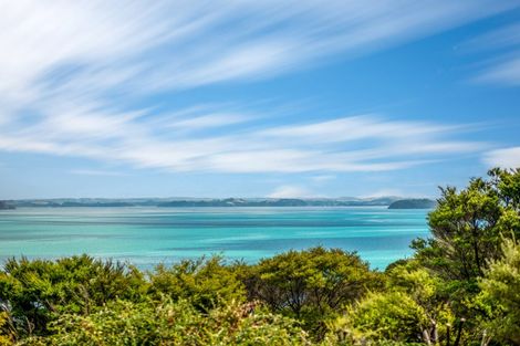 Photo of property in 266 Kempthorne Road, Russell, 0272