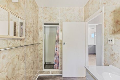 Photo of property in 205 South Road, Spotswood, New Plymouth, 4310