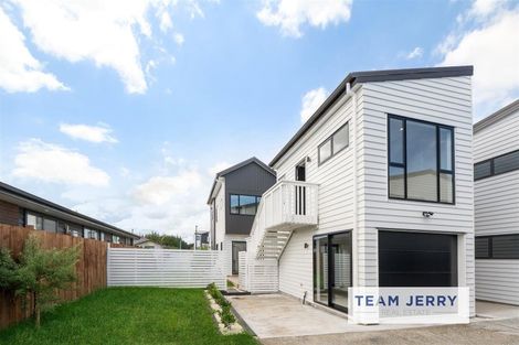 Photo of property in 27 Survila Street, Papakura, 2110