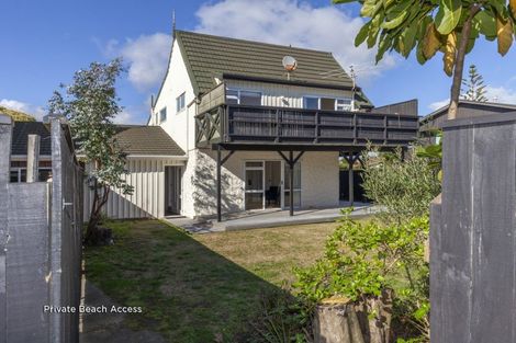 Photo of property in 241 Manly Street, Paraparaumu Beach, Paraparaumu, 5032