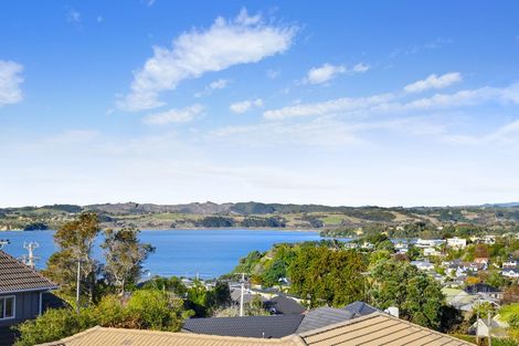 Photo of property in 3/89 Litten Road, Cockle Bay, Auckland, 2014