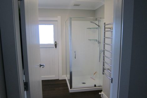 Photo of property in 73 Standen Street, Karori, Wellington, 6012