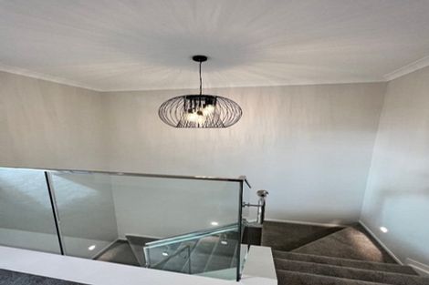 Photo of property in 8c Bunnythorpe Road, Papakura, 2110