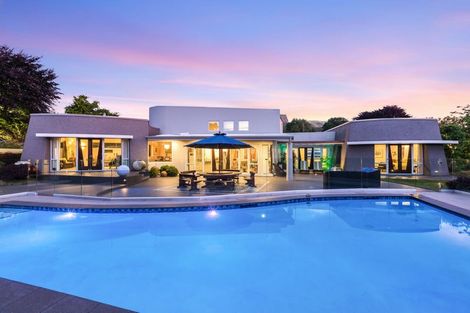 Photo of property in 10 Sunny Glen, Waikanae, 5036