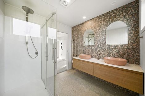 Photo of property in 30b Taipari Avenue, Raglan, 3225