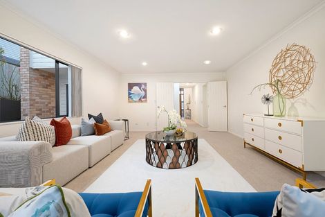 Photo of property in 104 San Marino Drive West, Henderson, Auckland, 0612
