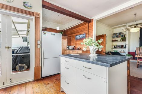 Photo of property in 38 Mount Street, Nelson South, Nelson, 7010