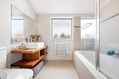 Photo of property in 2/293 Albany Highway, Rosedale, Auckland, 0632