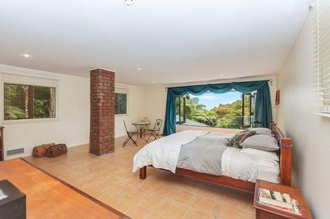 Photo of property in 733 Scenic Drive, Henderson Valley, Auckland, 0612