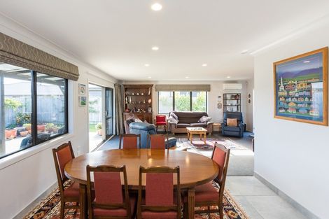 Photo of property in 22a Oak Crescent, Ashhurst, 4810