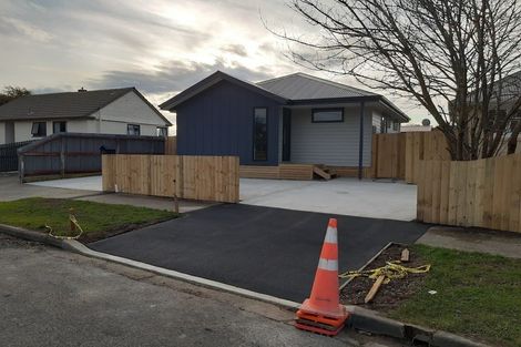 Photo of property in 4 Earnslaw Crescent, Clover Park, Auckland, 2019