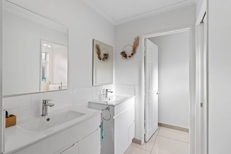 Photo of property in 4 Vermont Court, Huntington, Hamilton, 3210