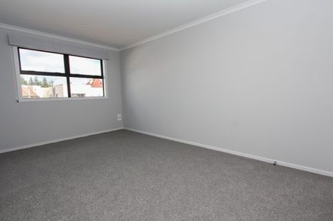 Photo of property in 4/3 Charlemont Street, Whitiora, Hamilton, 3200