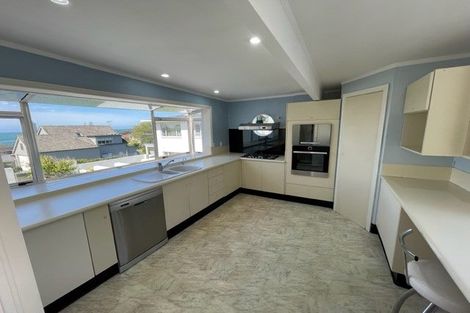 Photo of property in 1/3 Brown Street, Hauraki, Auckland, 0622
