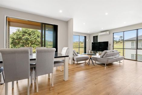 Photo of property in 14 Parkview Drive, Gulf Harbour, Whangaparaoa, 0930