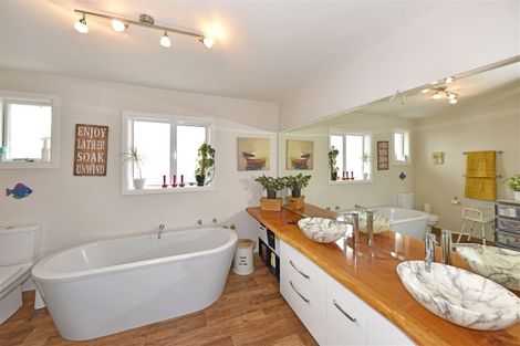 Photo of property in 110 Amyes Road, Hornby, Christchurch, 8042