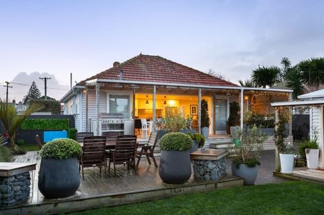 Photo of property in 4 Benghazi Road, Panmure, Auckland, 1072